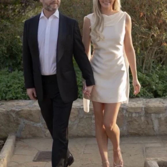 Reformation Ecru Dress In Butter, NWOT, NEVER WORN, NO FLAWS. - Picture 7 of 7